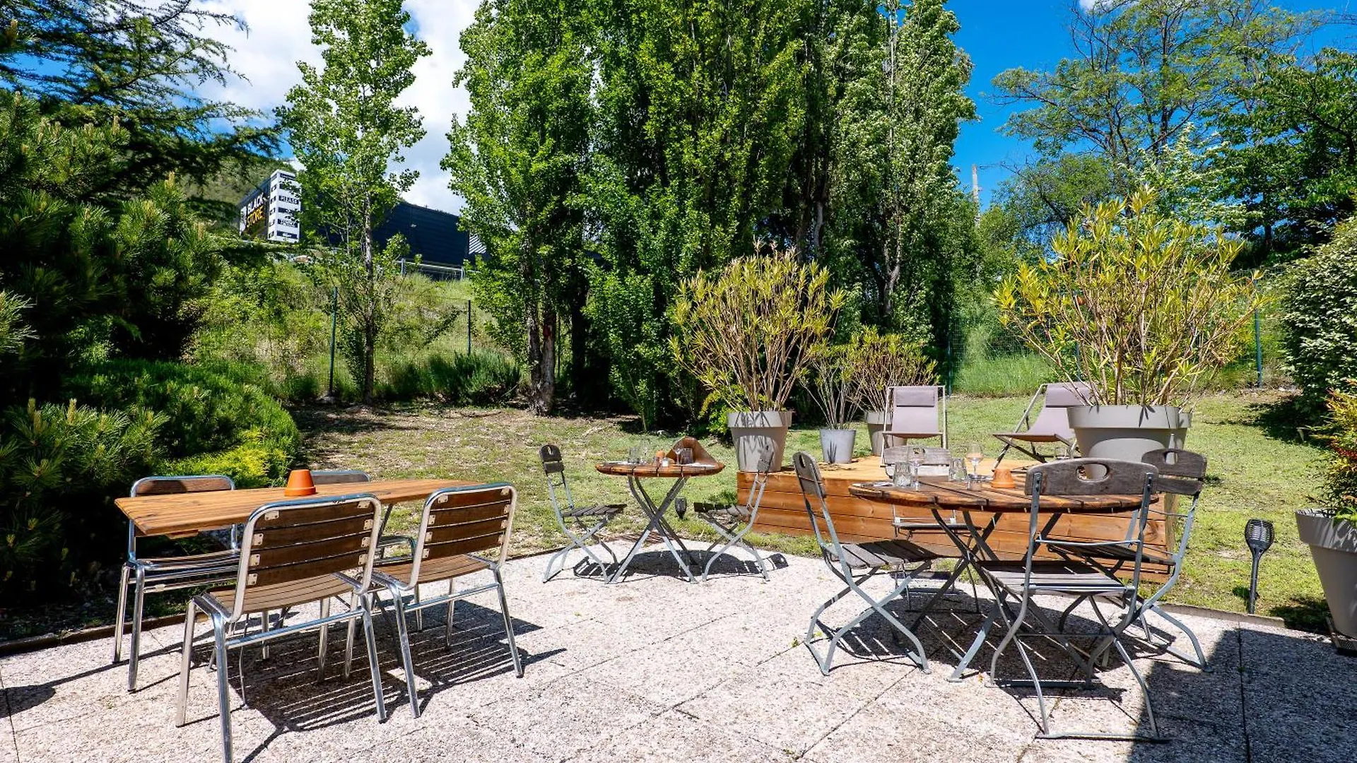 Kyriad Digne-Les-Bains Hotel